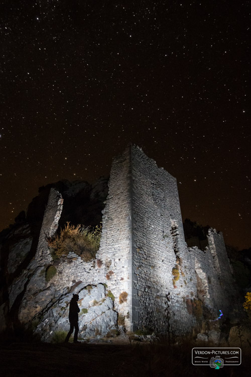 photo ruine ville nuit verdon